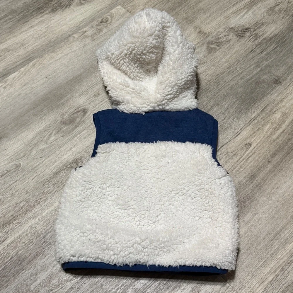 Disney Junior Mickey Mouse Toddler Size 18‎ month Zip Front Hooded Fleece Vest
